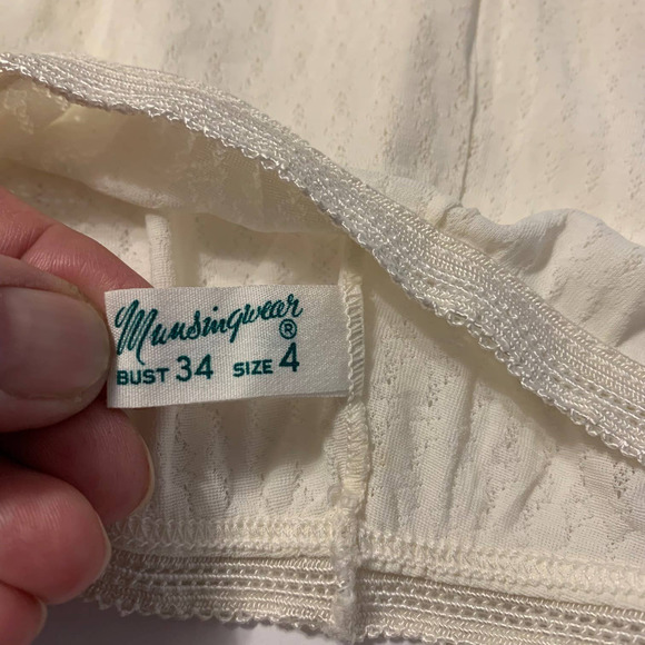 Munsingwear Vintage Women's Boxer Briefs Size 4 HTF Rare Lot of 2 - Picture 7 of 8
